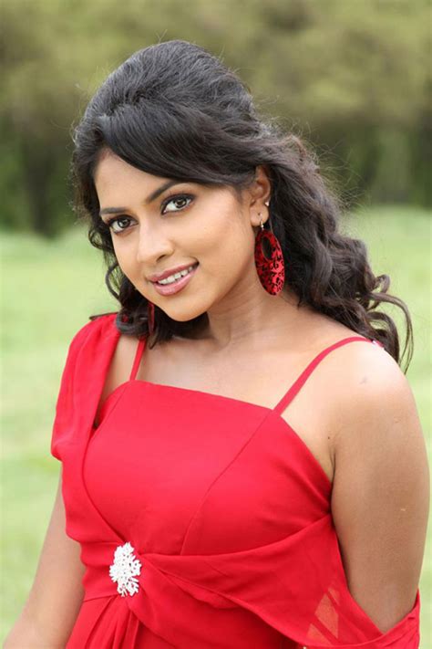 unseen tamil actress images pics hot amala paul latest cute spicy hot images