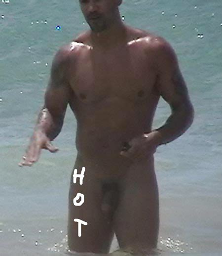 Sexy Nude Celebs Chris Brown Raz B Shamar Moore 5 Pics