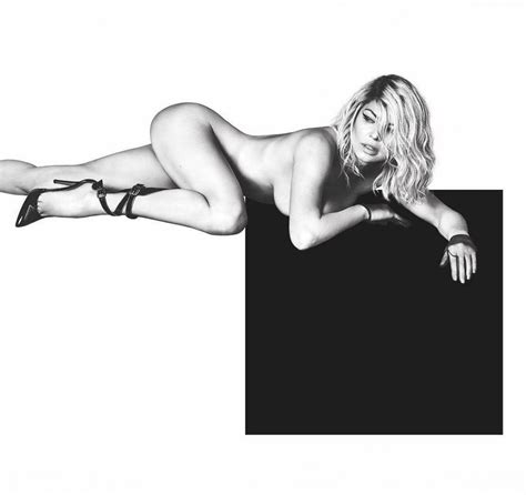 Fergie Nude And Sexy 5 Photos Thefappening