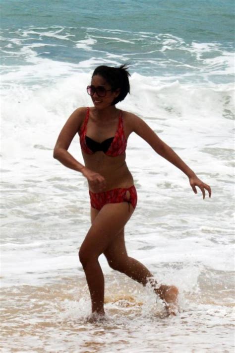Cewek Sexy Melinda S Hot Bikini Photos In Bali