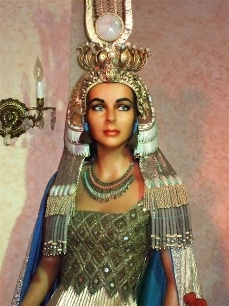 Elizabeth Taylor As Cleopatra Vii 2 A Photo On Flickriver