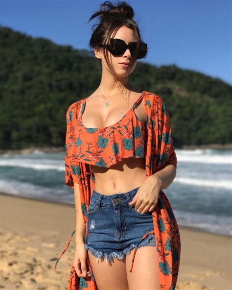 pin de sophia em garota estiloza p2 em 2019 roupa de praia feminina looks praia e moda praia