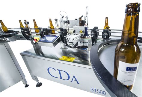 automatic labeling machine  beer bottles