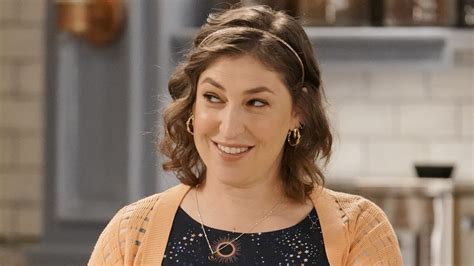 mayim bialik what to watch if you like the jeopardy host