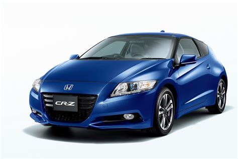 honda cr  sport hybrid hatch  japan specs review car
