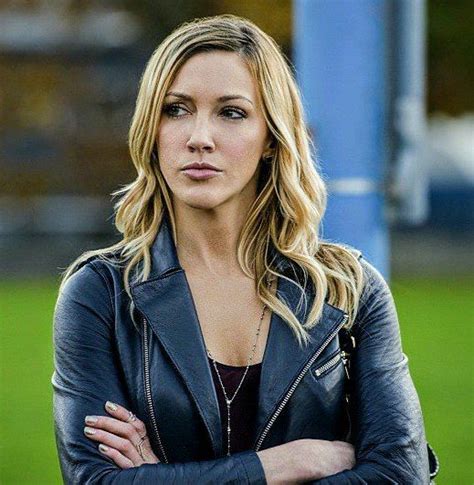 Arrow Laurel Lance Katie Cassidy Katie Cassidy Arrow Season 4