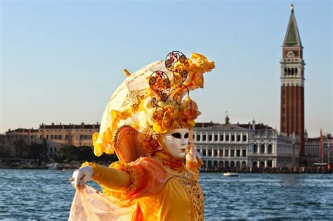 visitar  carnaval de veneza tudo   precisa de saber  participar  aproveitar italia