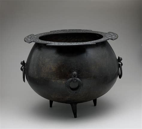 cauldron  metropolitan museum  art