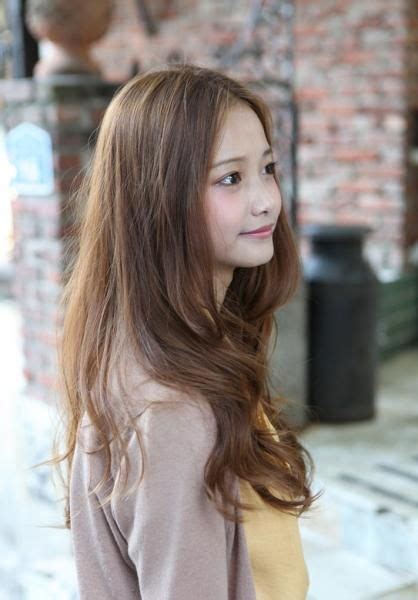 2013 long center parted korean hairstyle for girls brown hair korean asian hair korean hair