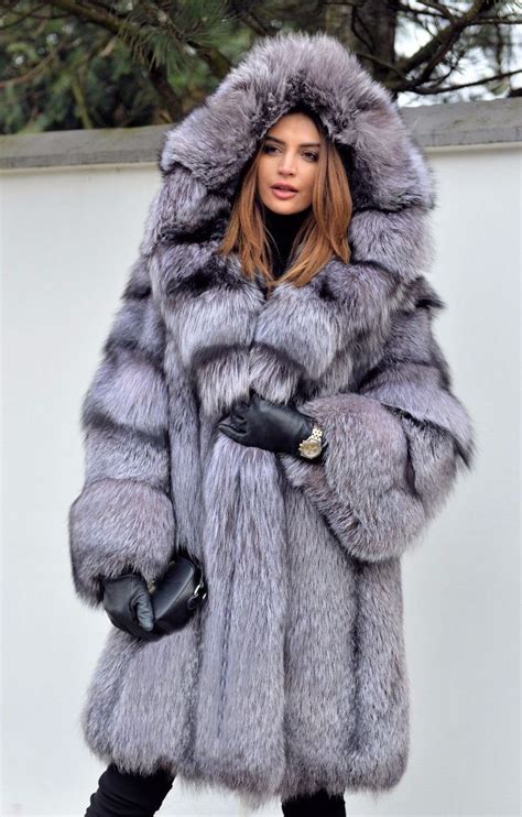 silver hooded fox fur coat hovlly fox fur coat fur fashion silver fox fur coat
