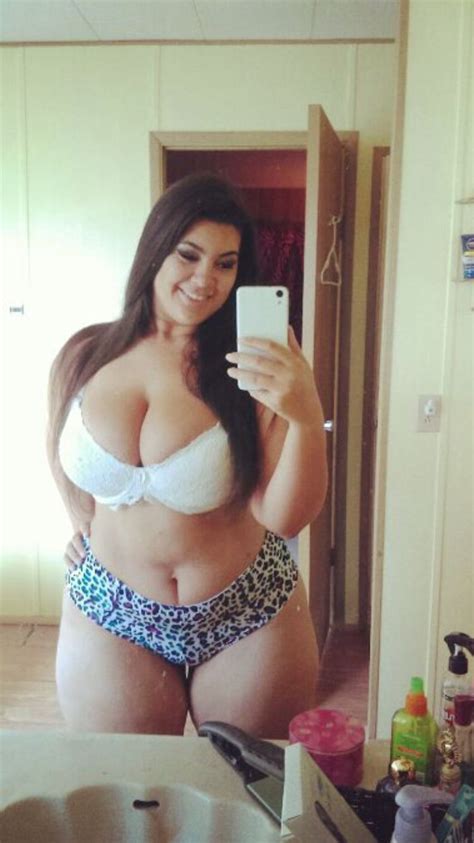 curvy women lingerie selfies best img