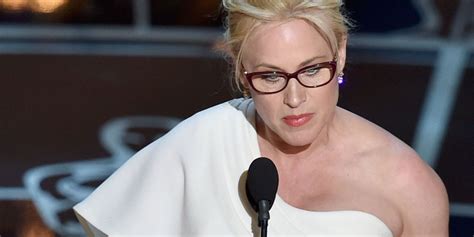 patricia arquette gives rousing speech for gender equality