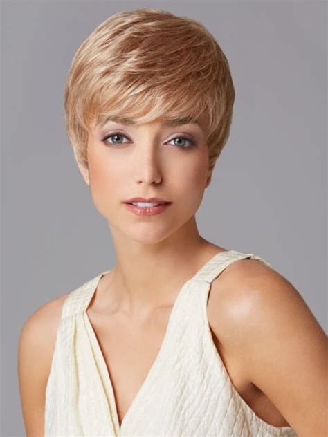 15 Simple Short Hair Cuts For Women Olixe Style