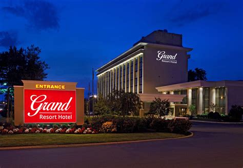hotel grand resort hotel