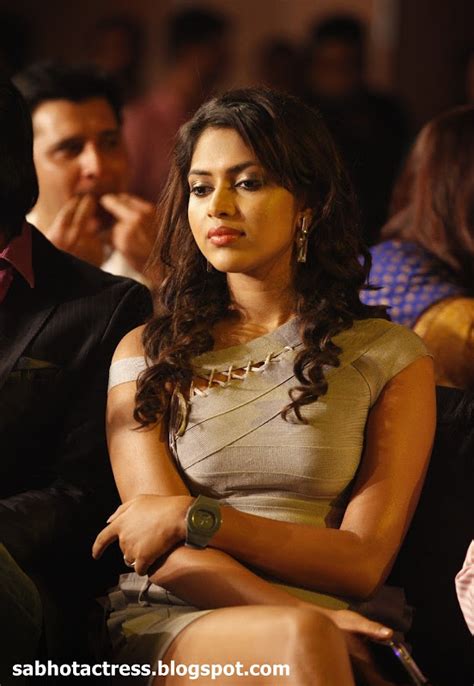 Amala Paul Sexy Cleavage Navel And Thigh Show At Siima Awards Function