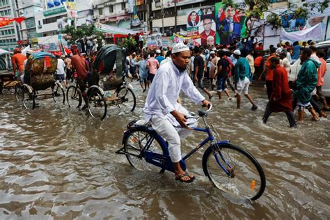 bangladesh confronts growing threat  warming driven floods context
