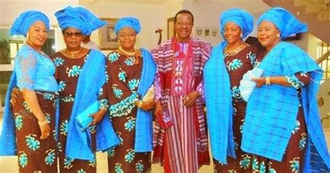 amazing stories around the world king sunny ade pose with his gorgeous wives [photos video]