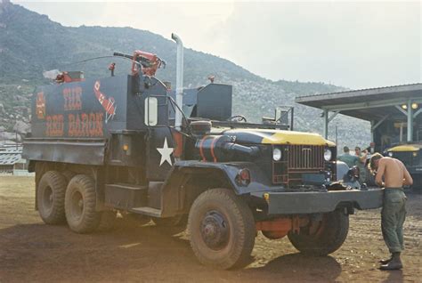gun trucks  vietnam   soldiers transformed cargo vehicles  fighting machines
