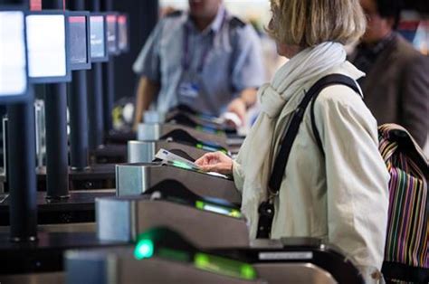 heathrows  positive boarding tracks passengers  avoid delays passenger  service