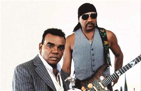 duet with the isley brothers and beyonce ” years in the making” black