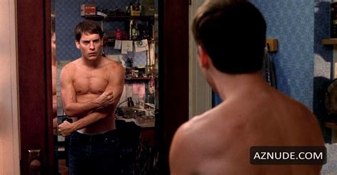 tobey maguire nude and sexy photo collection aznude men