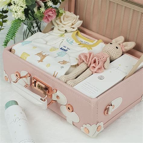 luxury baby girl gift hamper naturalbabyboxcouk