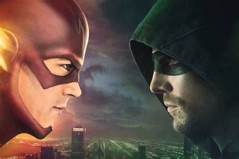 The Flash And Green Arrow Team Up In Crossover Crisis
