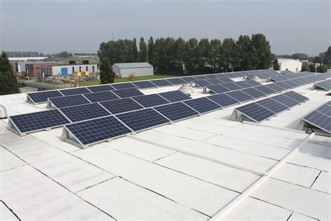energiezuinig daksysteem met witte reflecterende dakbedekking aetam dakbedekkingen dordrecht