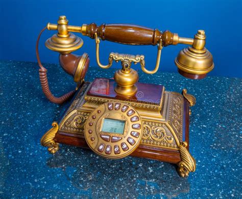 oude retro gestileerde telefoon  stock afbeelding image  aantal vraag
