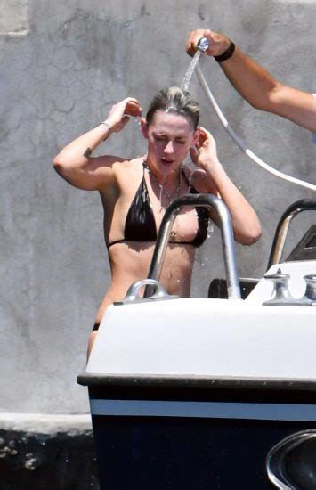 kristen stewart nude leaked pics and sex scenes compilation