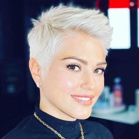 14 Best New Short Haircuts 2021 Trending Right Now