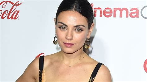 Mila Kunis Pens Essay On Hollywood Sexism Producer Who Threatened