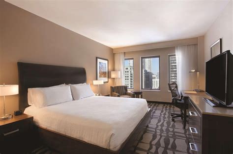 hilton garden inn chicago downtown magnificent mile chicago il