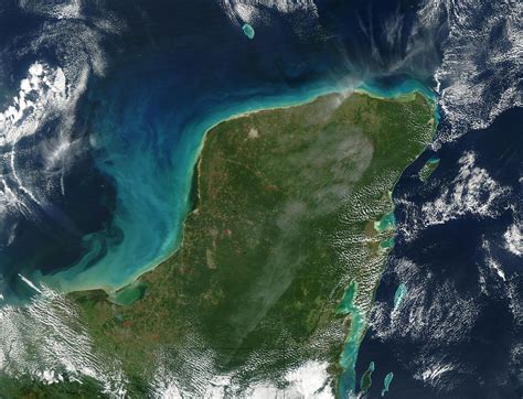 nasa visible earth yucatan peninsula