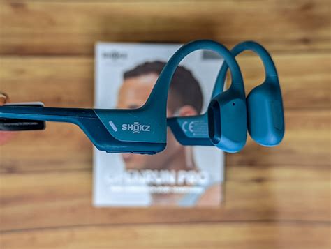 shokz openrun pro review     bone conduction headphones