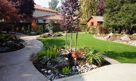 steelescapes landscaping  artificial turf