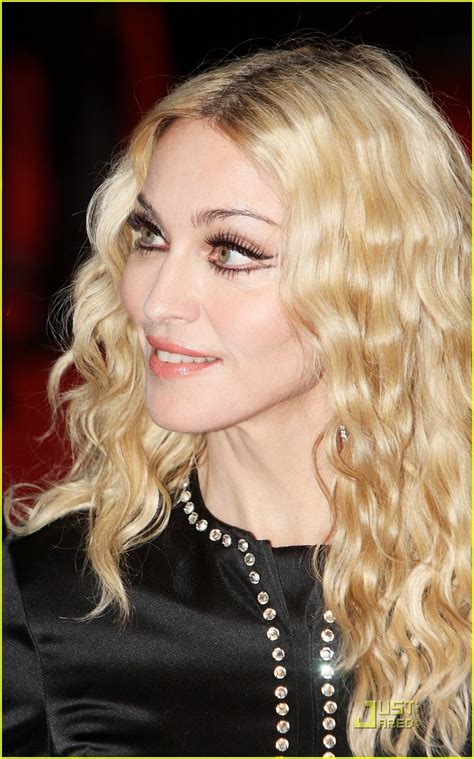 Madonna Premieres Rocknrolla Photo 1384931 Guy Ritchie Madonna