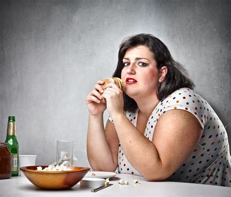 obesity doesn t pay overweight teens could grow up to get paid 18 less than normal weight peers