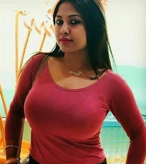 Pin On Well Endowed Women In Clothes