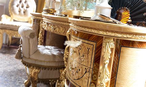traditional italian furniture