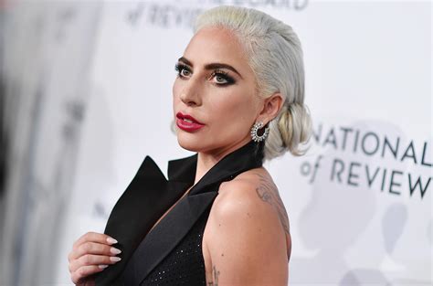 lady gaga s ‘do what u want featuring r kelly removed from apple music itunes spotify