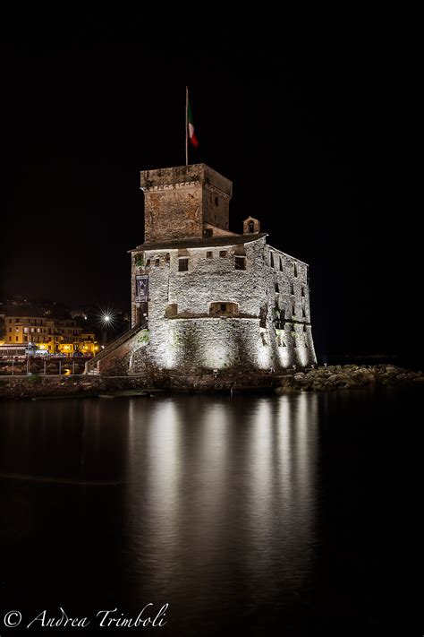 il castello sullacqua juzaphoto