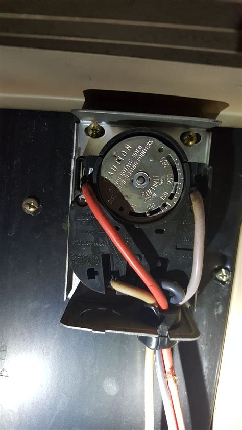 install   honeywell ctn thermostat  fan  switch     ac