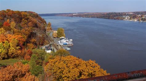 top hotels  poughkeepsie ny    cancellation  select hotels expedia