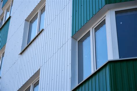 choosing  horizontal  vertical metal siding   residential home rps metal roofing