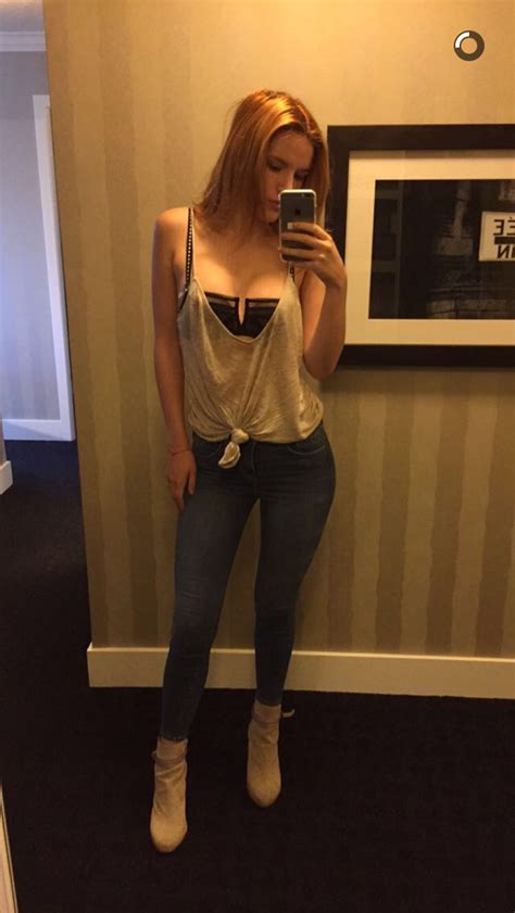 Sexy Jeans Selfie – Telegraph