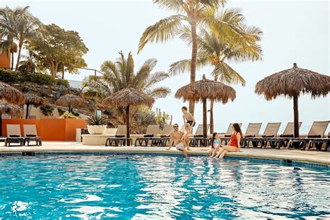 grand palladium vallarta resort spa  inclusive classic vacations