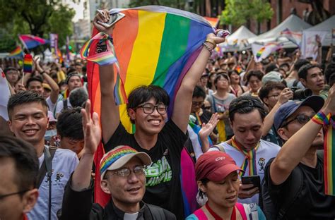 Taiwan Same Sex Marriage Photos Show Celebrations After Lawmakers