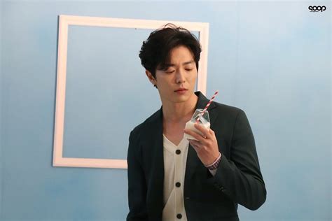 kim jaewook her private life poster shoot behind the