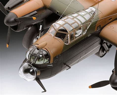 revell  airplane model kit lancaster biii dambusters rev